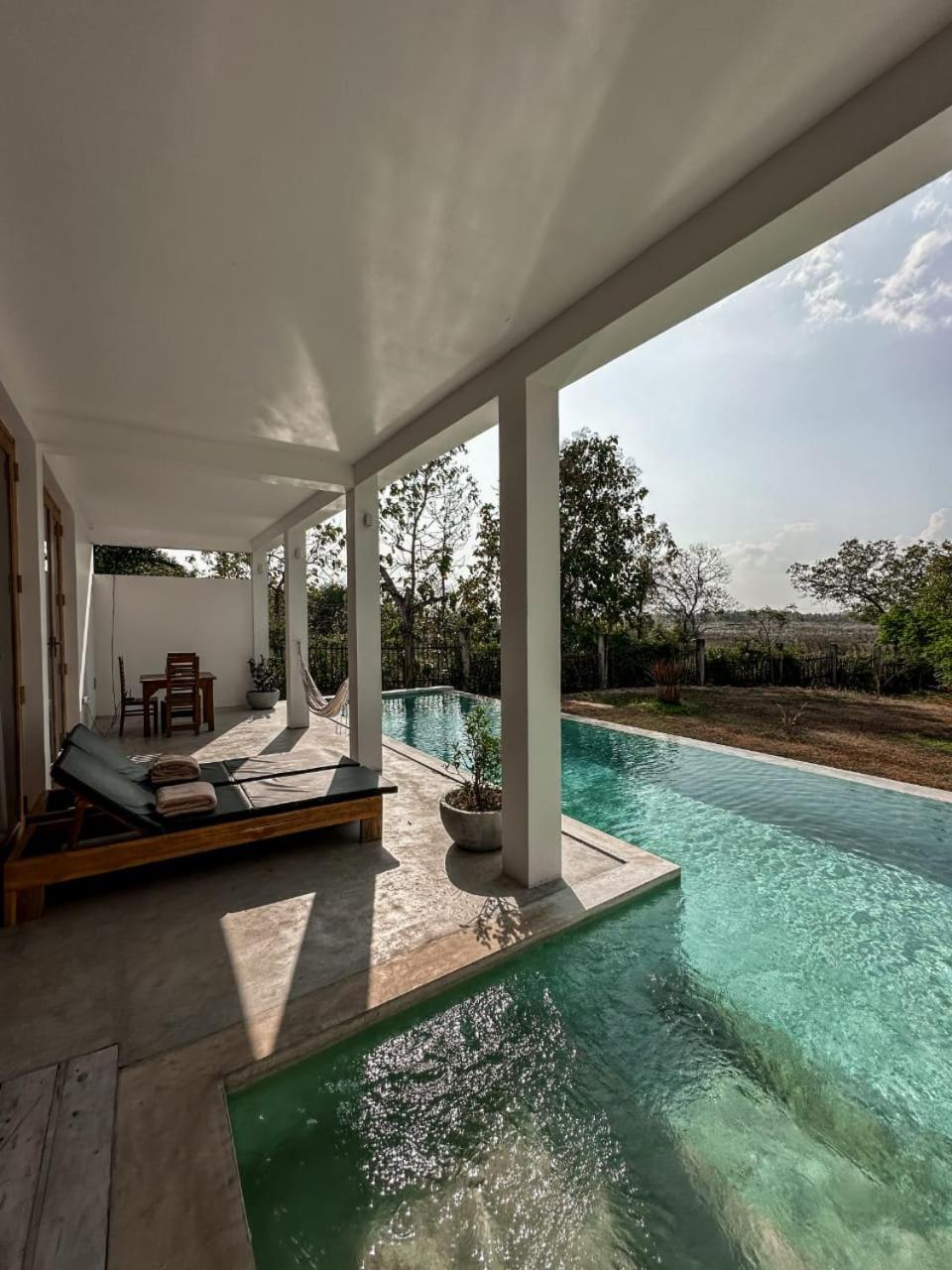 Giri Villa Tangalle Luaran gambar